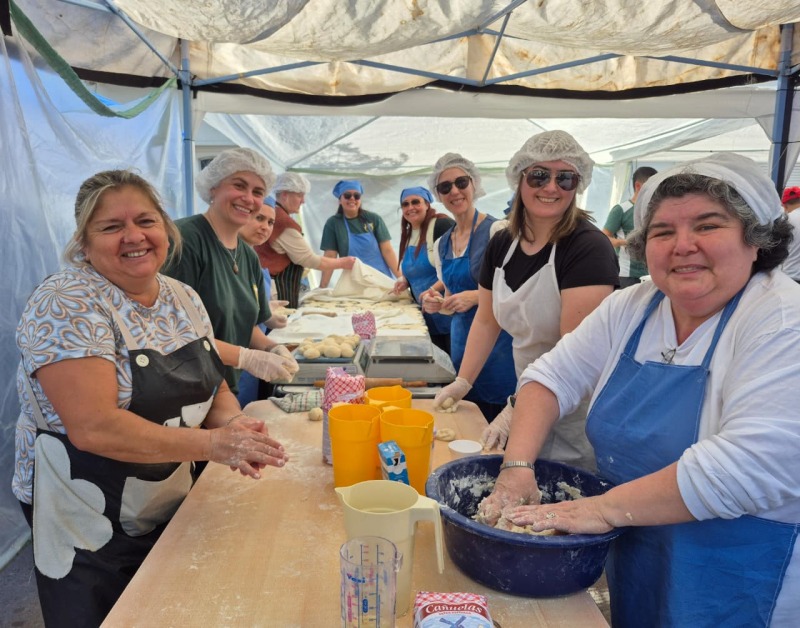 Loma Negra vive su gran Fiesta de la torta frita